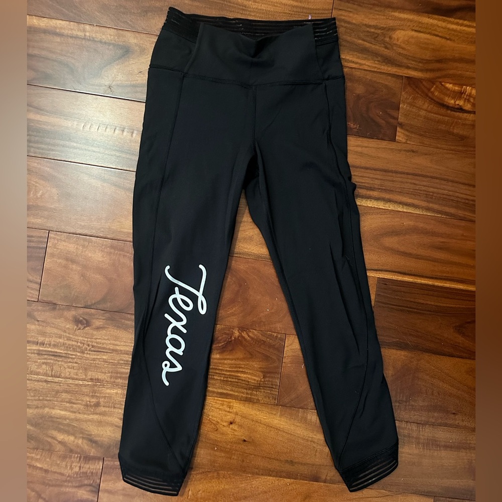 Lululemon Find Focus 7/8 tight 25” Texas Soulcycle version NWOT